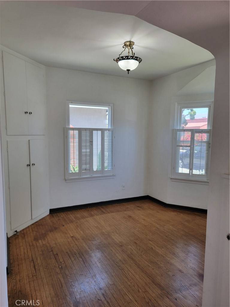 Long Beach, CA 90803,225 Corona AVE
