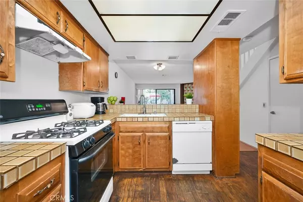 Placentia, CA 92870,316 Maui DR