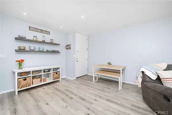 Long Beach, CA 90814,448 N Bellflower BLVD #103