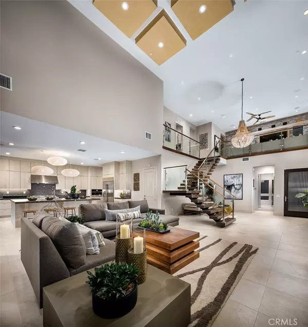Porter Ranch, CA 91326,20612 W Overlook CT