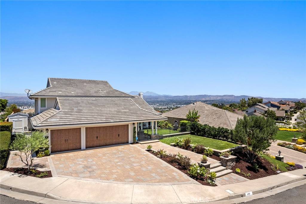 4361 E Oak Hill Dr, Anaheim Hills, CA 92807
