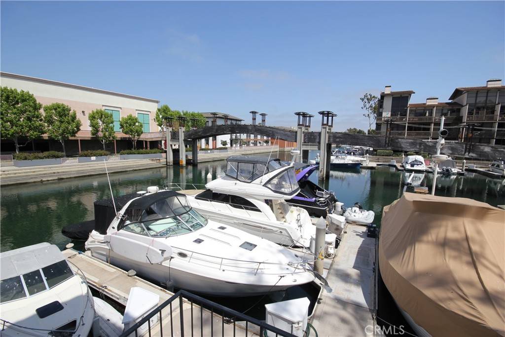 7138 Marina Pacifica DR N, Long Beach, CA 90803