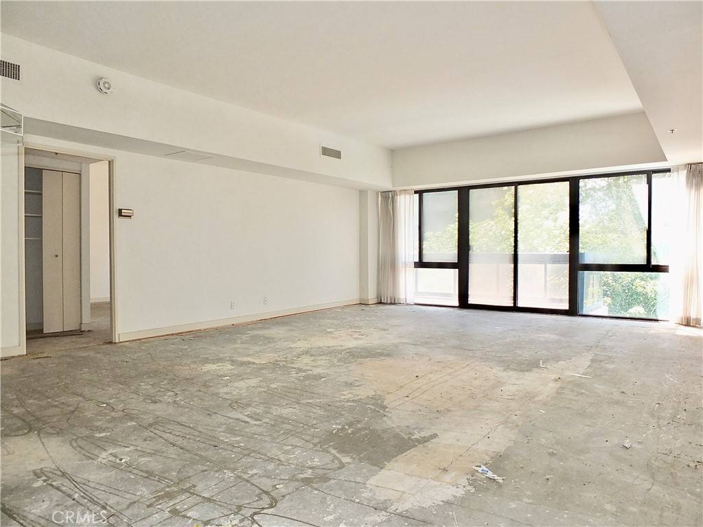 10445 Wilshire BLVD #206, Los Angeles, CA 90024