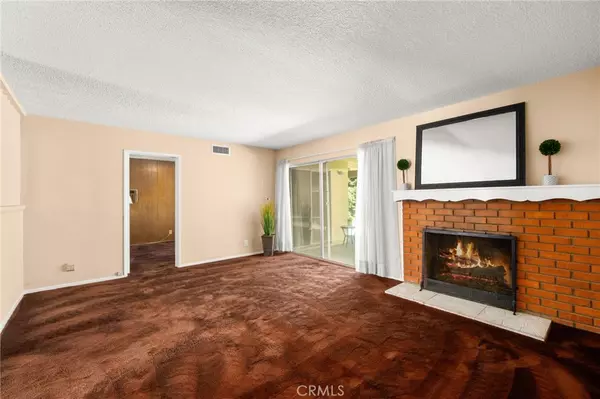 Buena Park, CA 90620,5888 Los Feliz DR