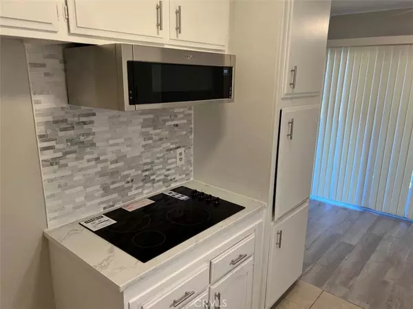 Long Beach, CA 90802,440 Chestnut AVE #2C