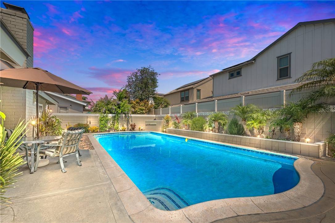 Long Beach, CA 90808,8025 E Ring ST