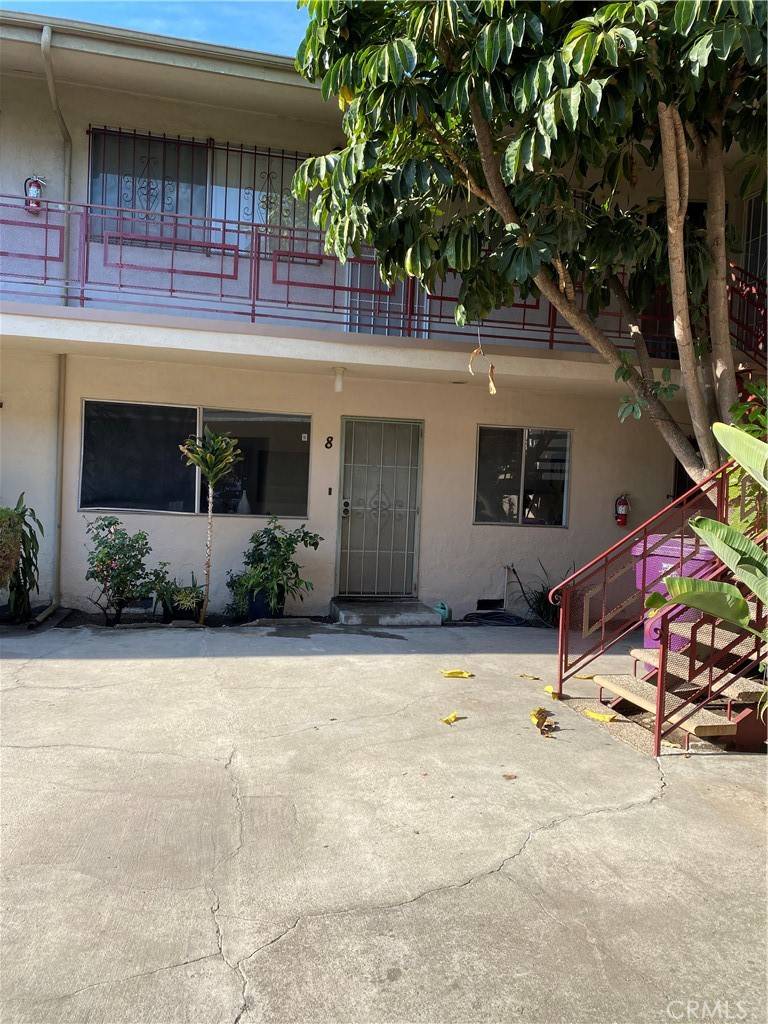 901 Linden AVE #8,  Long Beach,  CA 90813