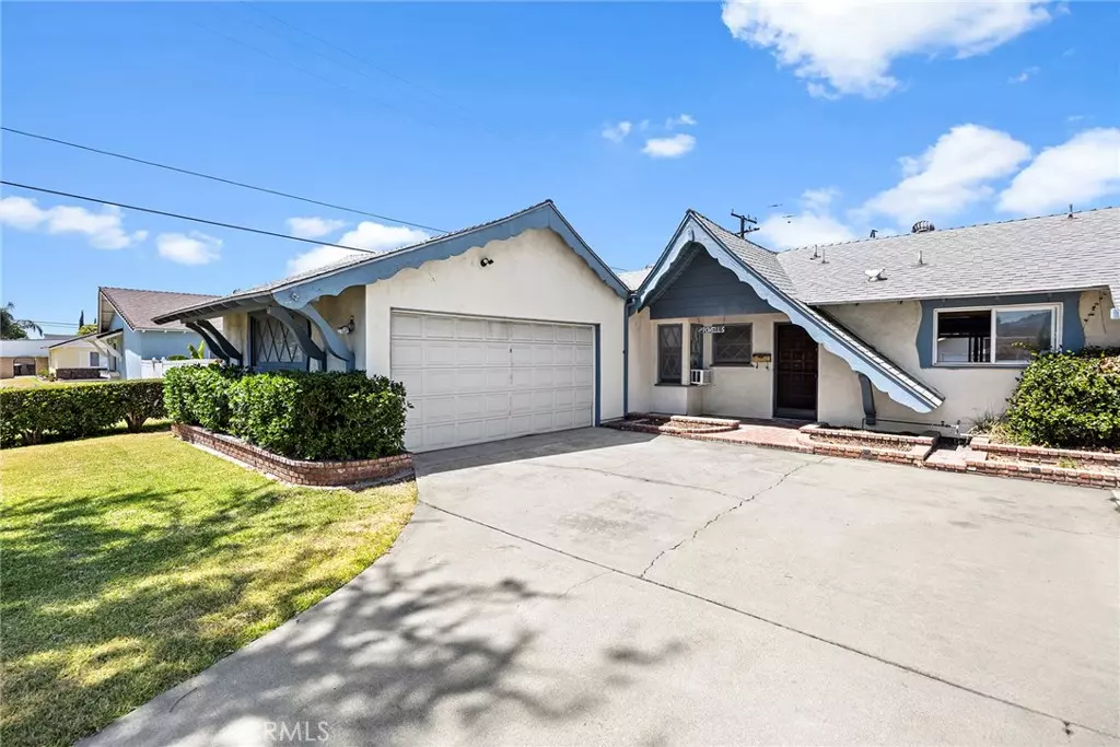 Placentia, CA 92870,707 Moonbeam ST