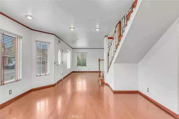 Paramount, CA 90723,15312 Rancho Obispo RD