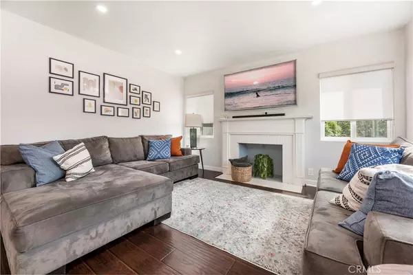 Long Beach, CA 90815,5431 E Canton ST