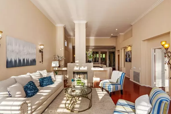 Anaheim Hills, CA 92807,348 S San Vicente LN