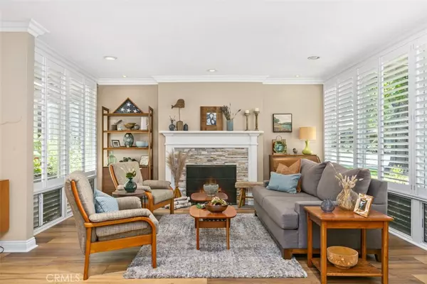 Long Beach, CA 90815,5280 E El Prado AVE