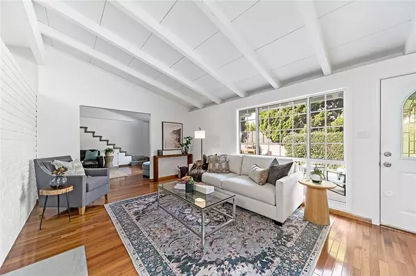 Long Beach, CA 90815,1824 Iroquois AVE