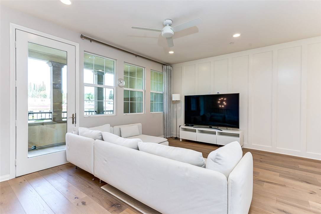 La Habra, CA 90631,1220 W La Habra BLVD #104