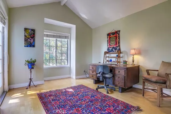 Long Beach, CA 90804,1100 Euclid AVE #319