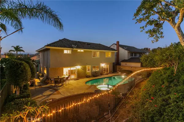 Anaheim Hills, CA 92807,752 S Fairway LN