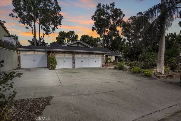 Anaheim Hills, CA 92807,5251 E Honeywood LN