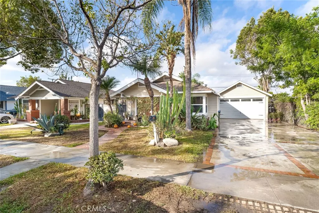 Santa Ana, CA 92701,720 S Parton ST