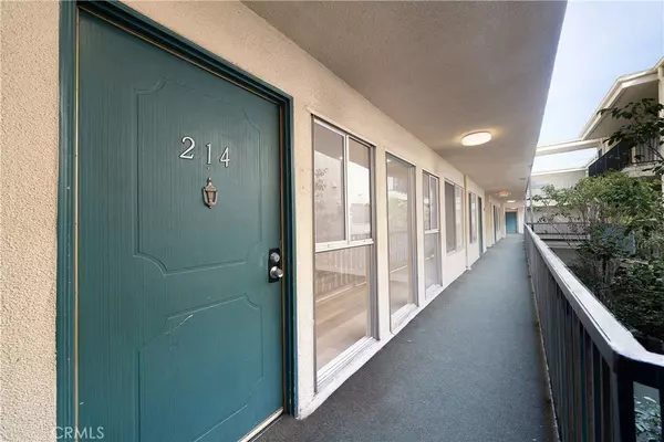 Long Beach, CA 90815,1770 Ximeno AVE #214