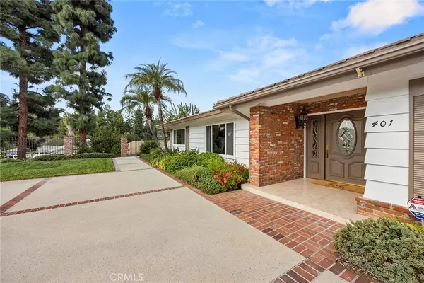 Fullerton, CA 92835,401 Pinata PL