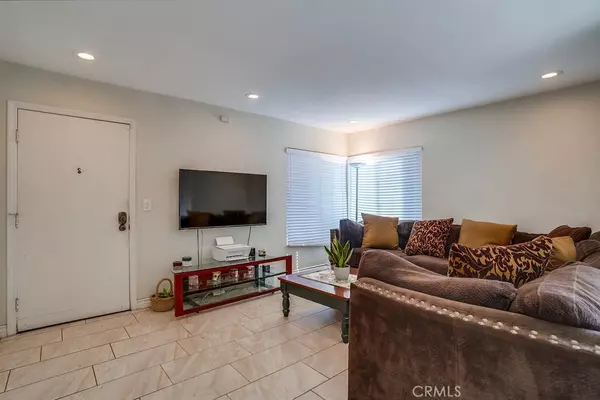 Anaheim, CA 92805,1000 S Citron ST #9