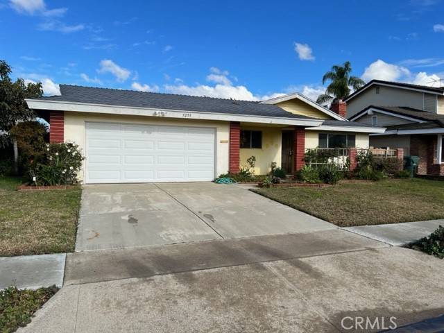 5251 Kenilworth DR, Huntington Beach, CA 92649