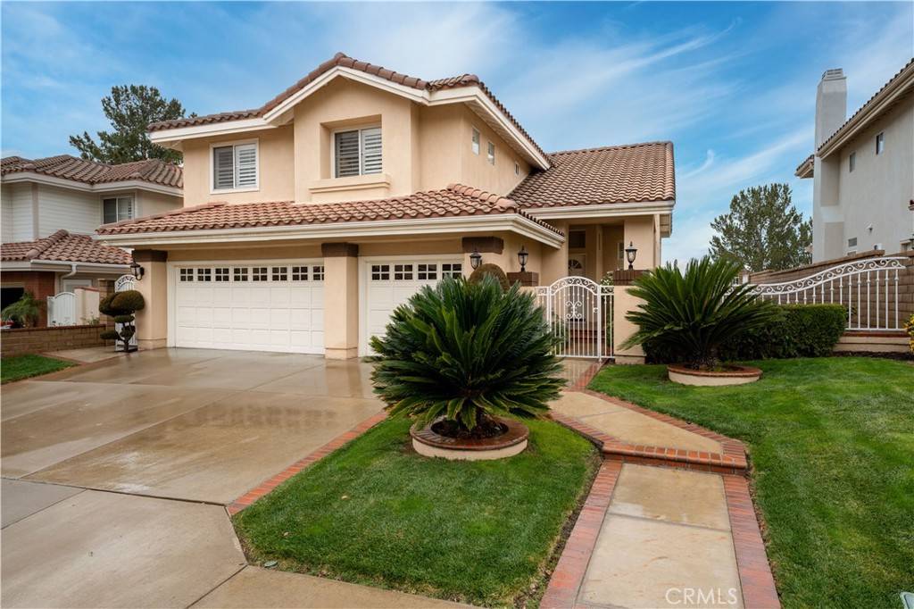 Anaheim Hills, CA 92808,405 S Laureltree DR