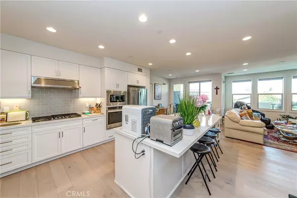 Brea, CA 92823,270 Buena Vida #205