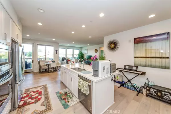 Brea, CA 92823,270 Buena Vida #205