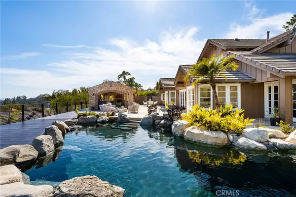 10792 Bronco CIR, North Tustin, CA 92705
