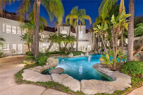 4831 E Copa De Oro DR, Anaheim Hills, CA 92807