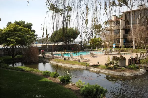 Long Beach, CA 90803,7133 Marina Pacifica DR S