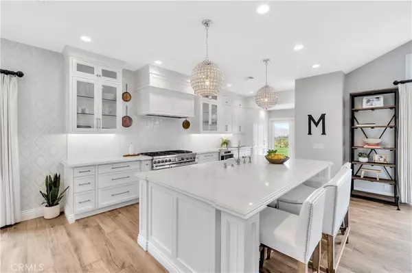 Anaheim Hills, CA 92807,526 S Santiago WAY