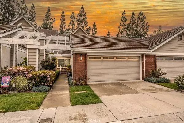 607 S Westford St, Anaheim Hills, CA 92807