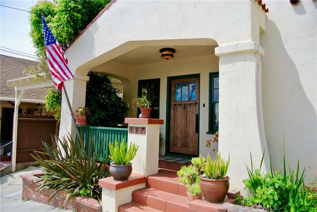 Avalon, CA 90704,117 Vieudelou AVE