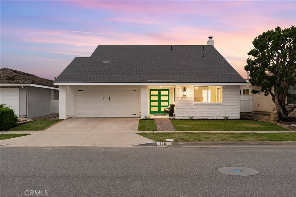 1761 N Woodwind LN, Anaheim, CA 92807