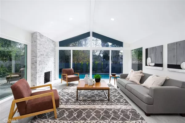 950 Whitebook DR, La Habra, CA 90631
