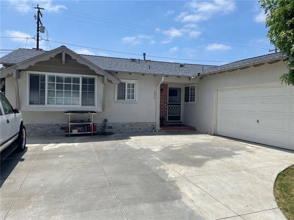 Santa Ana, CA 92704,3516 W Roberts DR