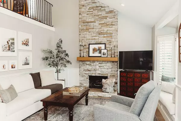 Anaheim, CA 92807,1279 N Willamette DR