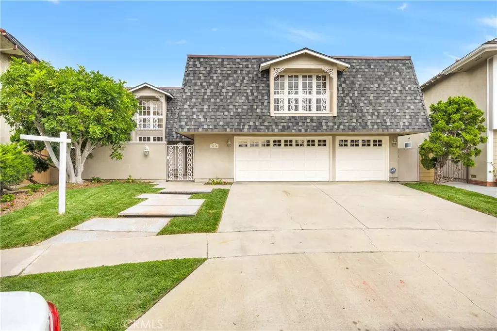 Los Alamitos, CA 90720,3996 Myra AVE