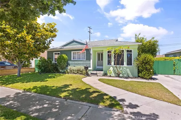 Buena Park, CA 90620,8325 Poinsettia DR