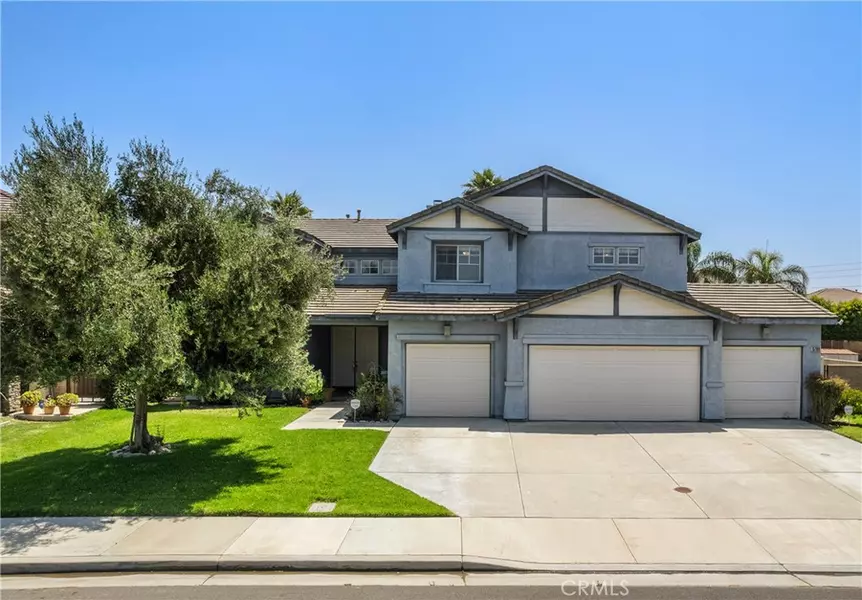 5780 Territory LN, Eastvale, CA 92880