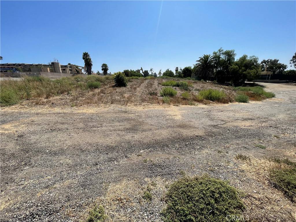 Signal Hill, CA 90755,2050 Ohio AVE