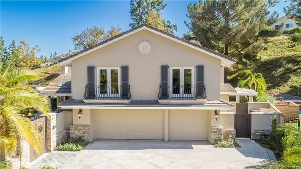 Anaheim Hills, CA 92807,700 S Teal CIR