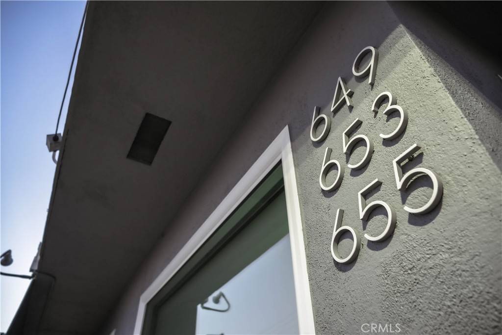 Fullerton, CA 92832,653 W Commonwealth