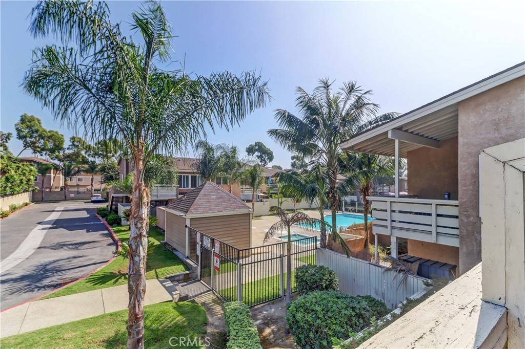 4006 W 5th ST #201, Santa Ana, CA 92703