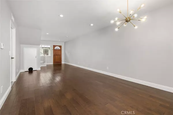 Costa Mesa, CA 92627,133 Cecil PL #B