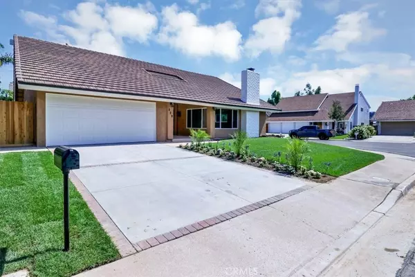 Anaheim Hills, CA 92807,529 S Circulo Lazo