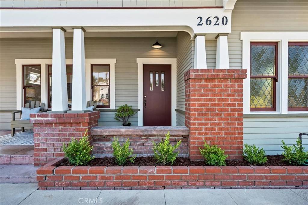 Santa Ana, CA 92706,2620 N Flower ST