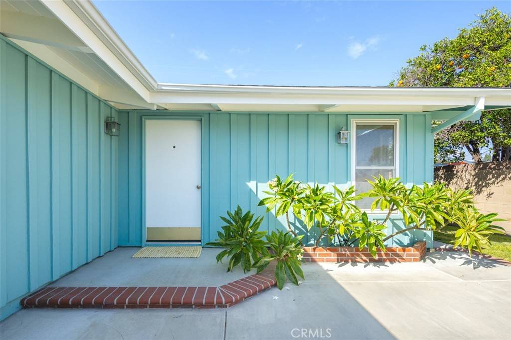 Long Beach, CA 90808,7227 E Mezzanine WAY